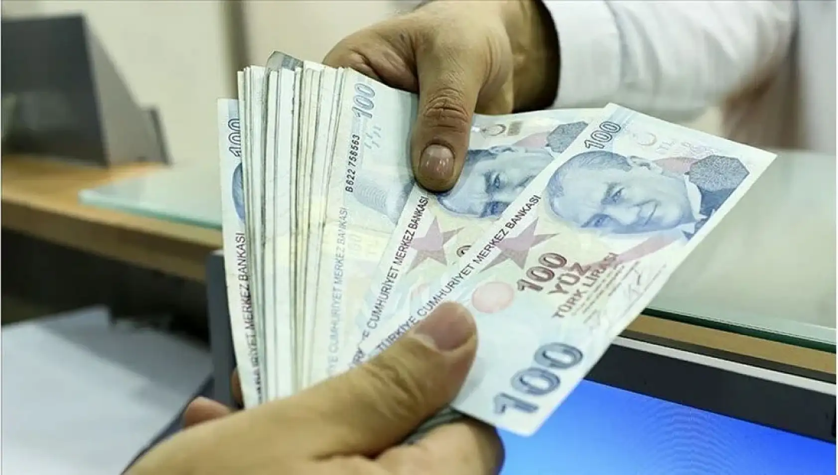 Kademeli emeklilik için tarih verdi! Uzmanı duyurdu... Bu tarihte çıkabilir