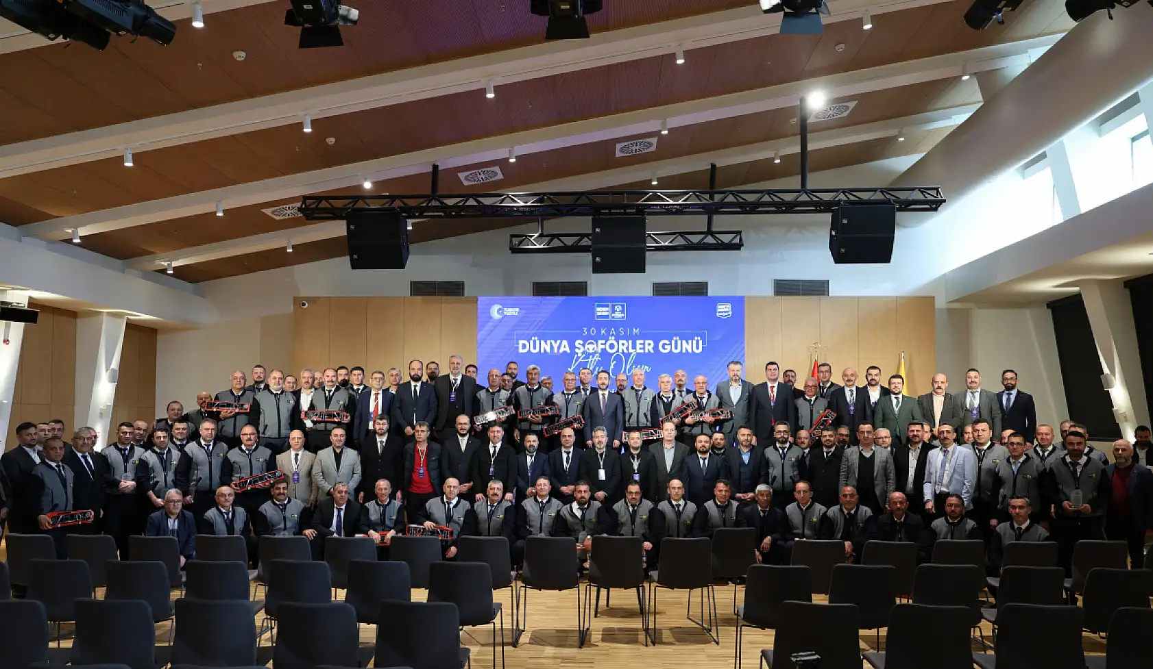 Konya'da günde 500 bin kişiyi taşıyan 'Gizli Kahramanlar' unutulmadı