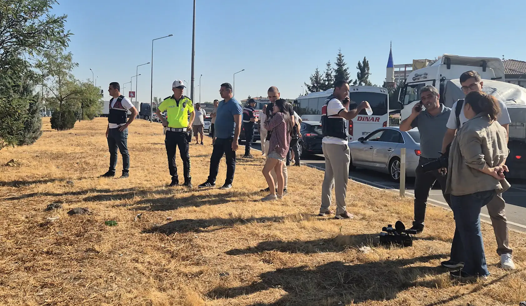 Antalya yolunda korku dolu anlar! Yolcu otobüsü devrildi, çok sayıda yaralı var
