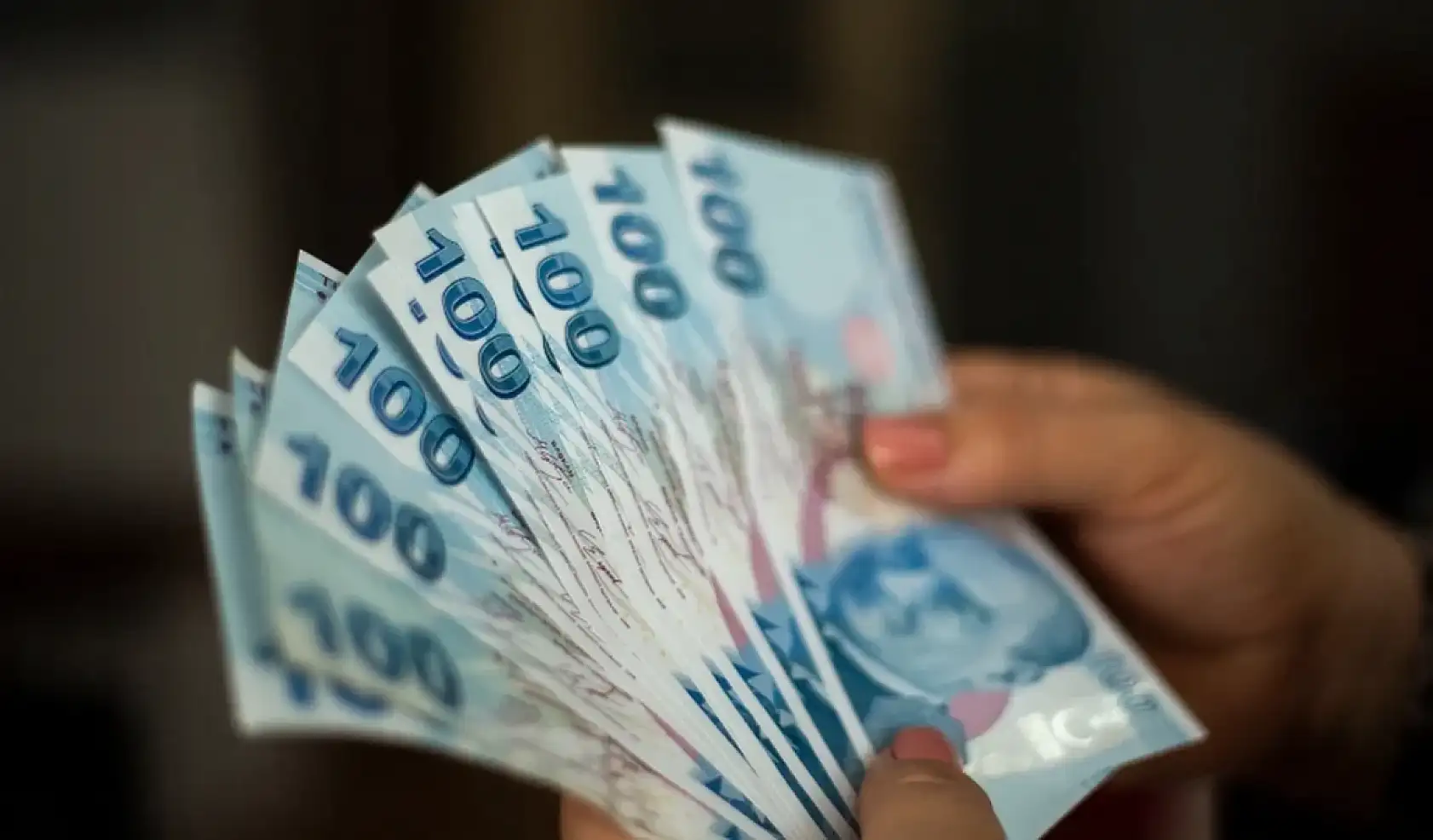 Ekonomist isim, 'maaşlara dev müjde' diyerek açıkladı!