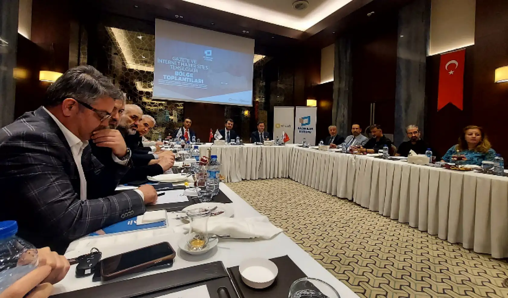 Konya'da kritik toplantı: 4 ilden gelen temsilciler Konya'da bir araya geldi!
