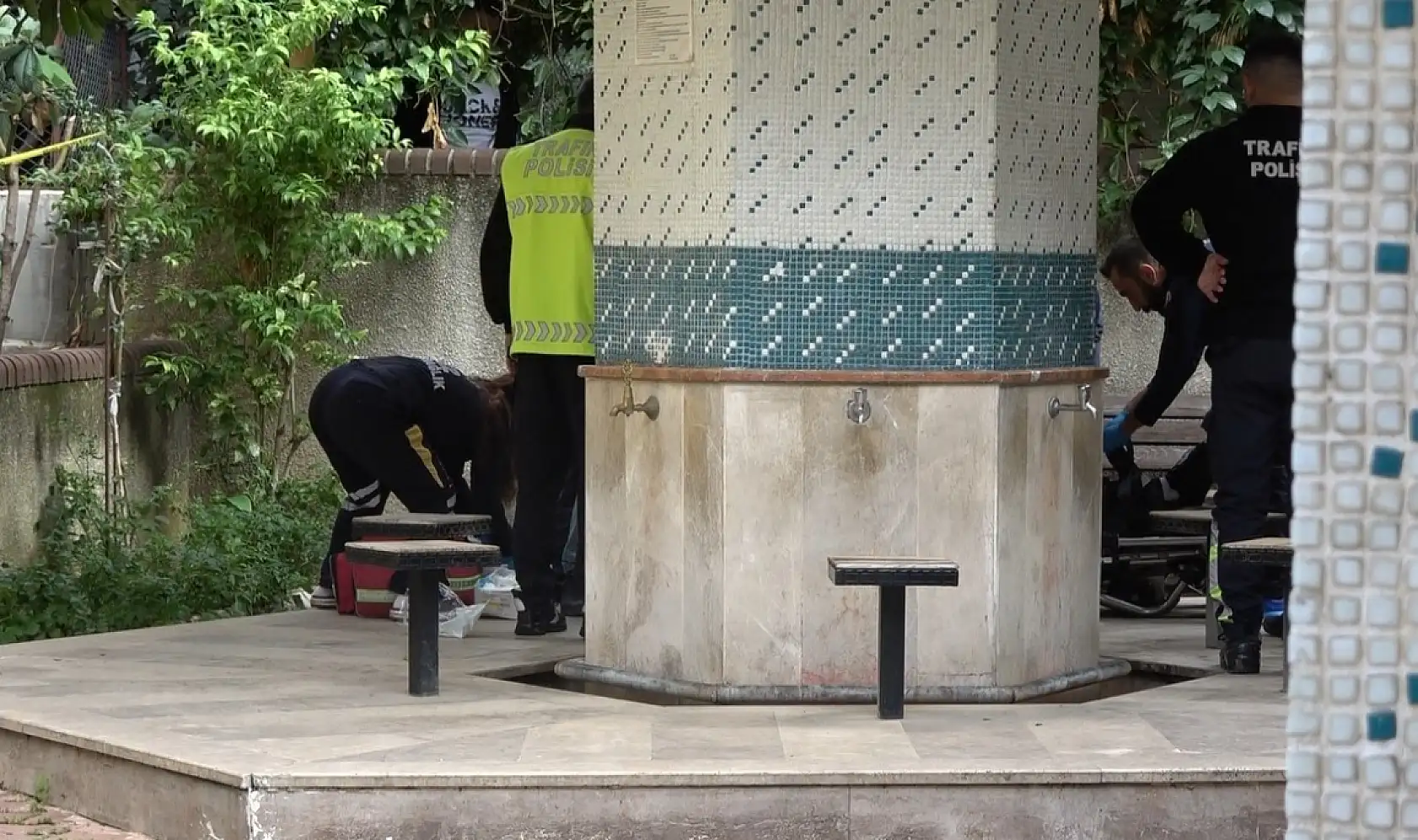 Aile fertlerine kurşun yağdırdı! Kanlı saldırı sonrası intihara kalkıştı