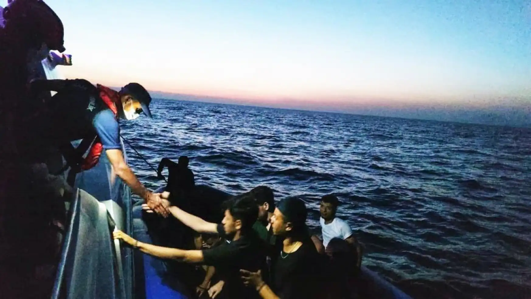 31 düzensiz göçmen Datça'da kurtarıldı