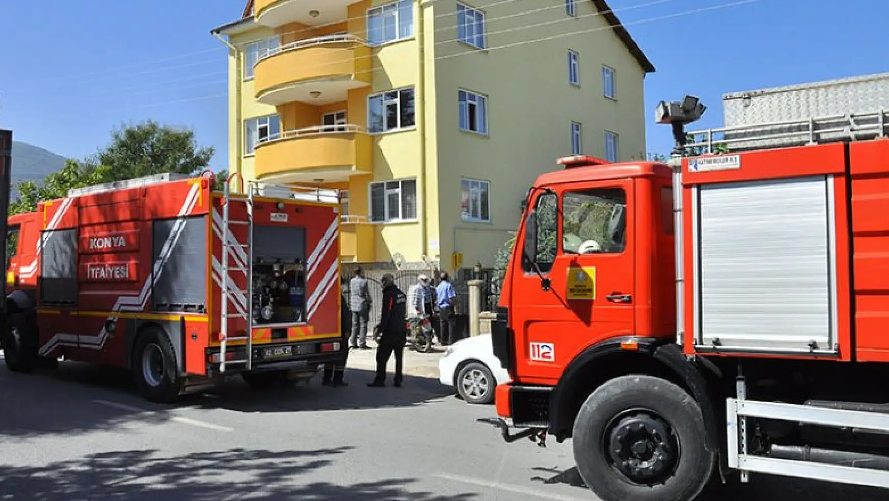 Konya'da bir apartmanda yangın çıktı
