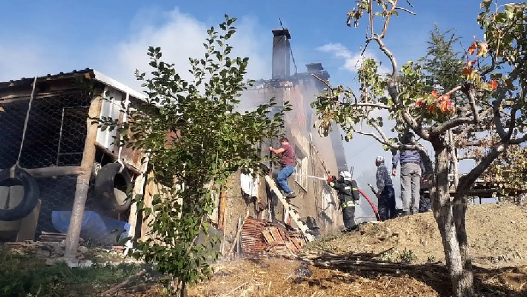 Seydişehir'de çıkan ev yangını söndürüldü