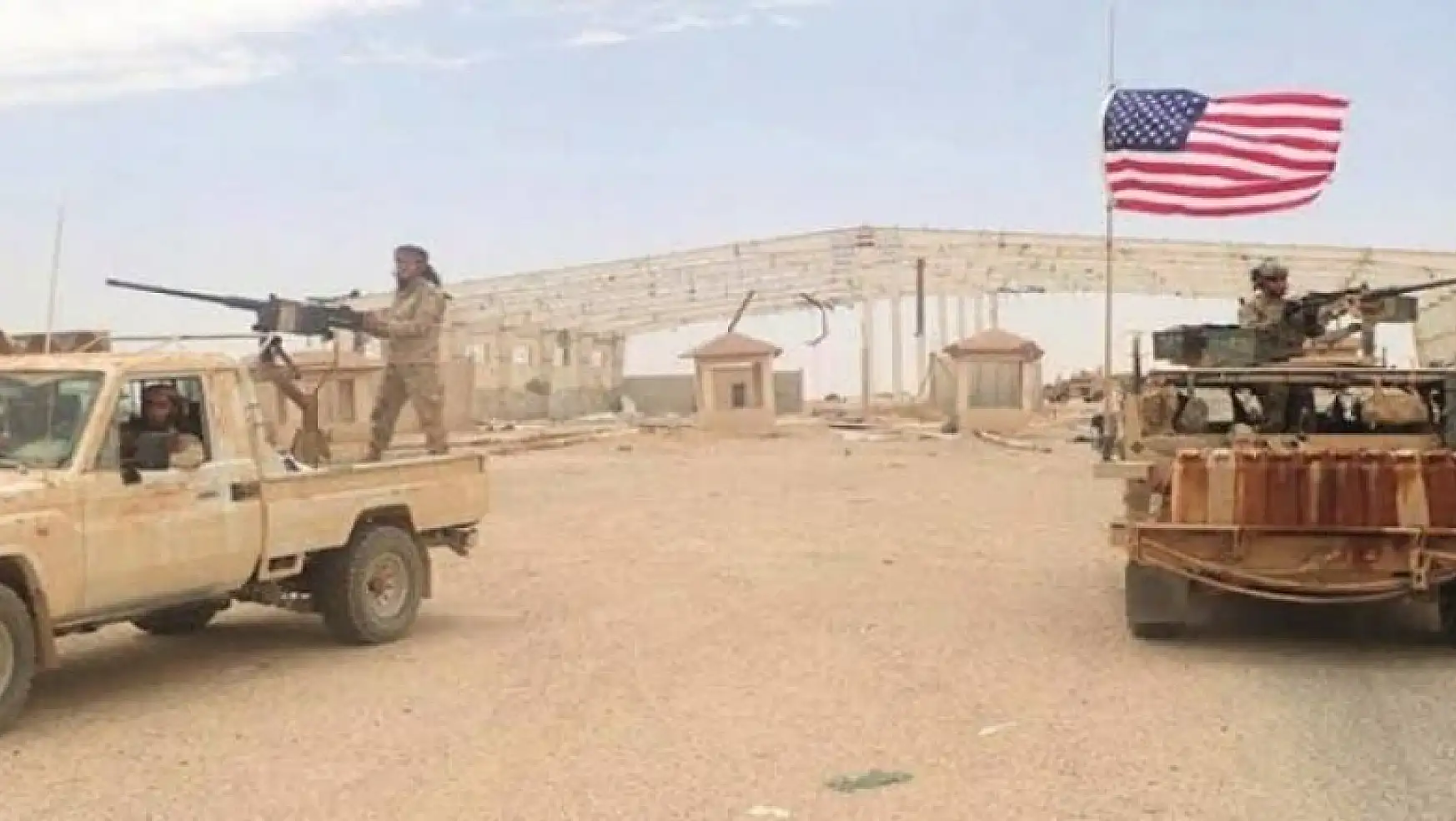 Suriye'de ABD askerlerinin bulunduğu Al-Tanf Üssü'ne saldırı