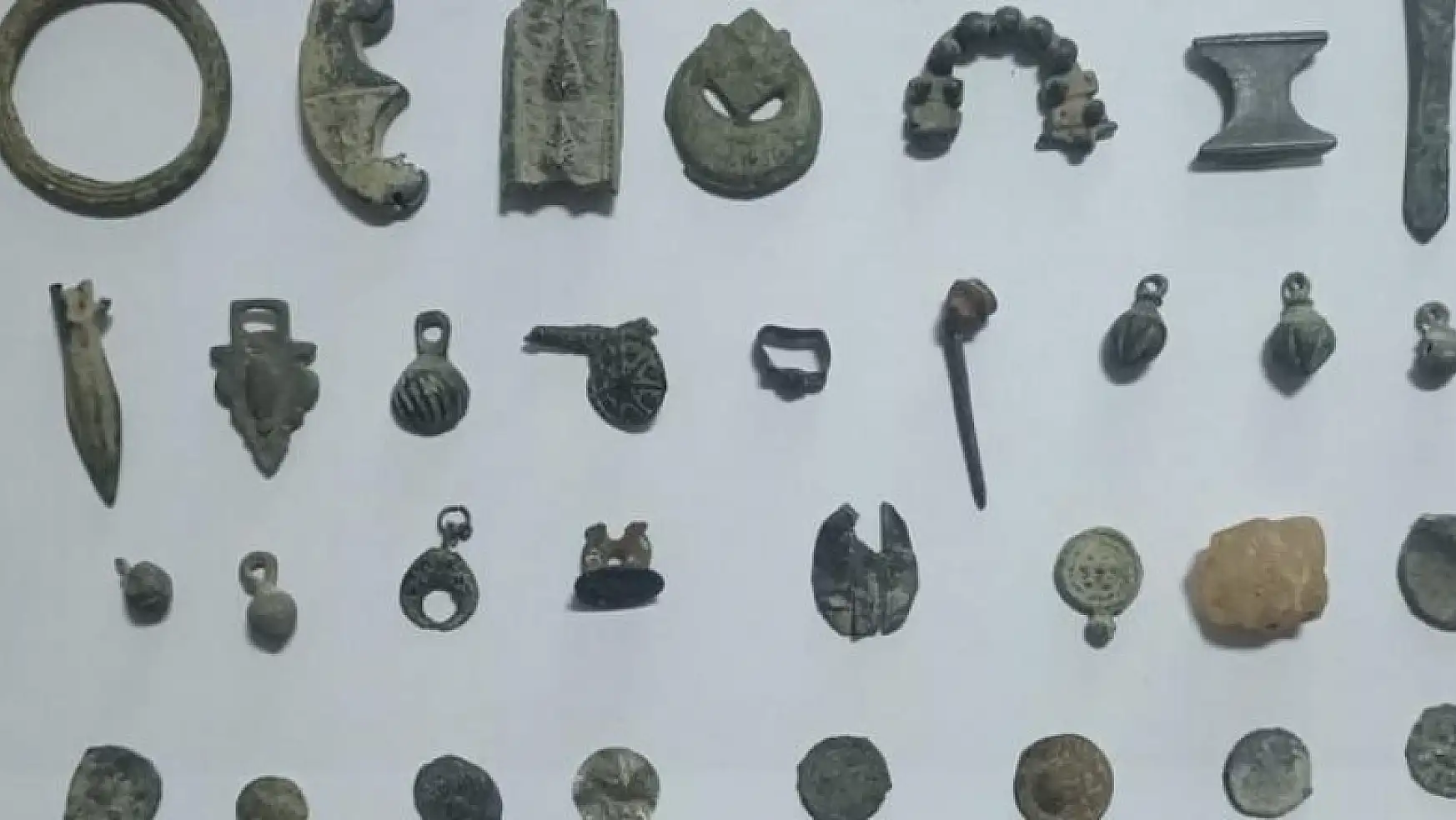 Konya'da 115 parça tarihi eser ele geçirildi