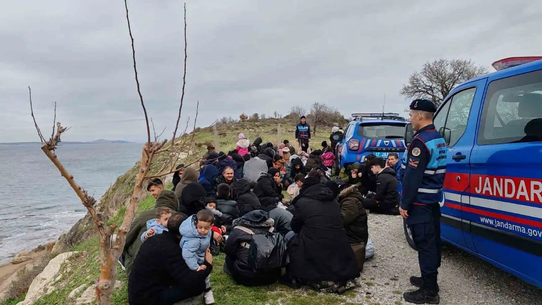 68 kaçak göçmen ile 1 organizatör yakalandı