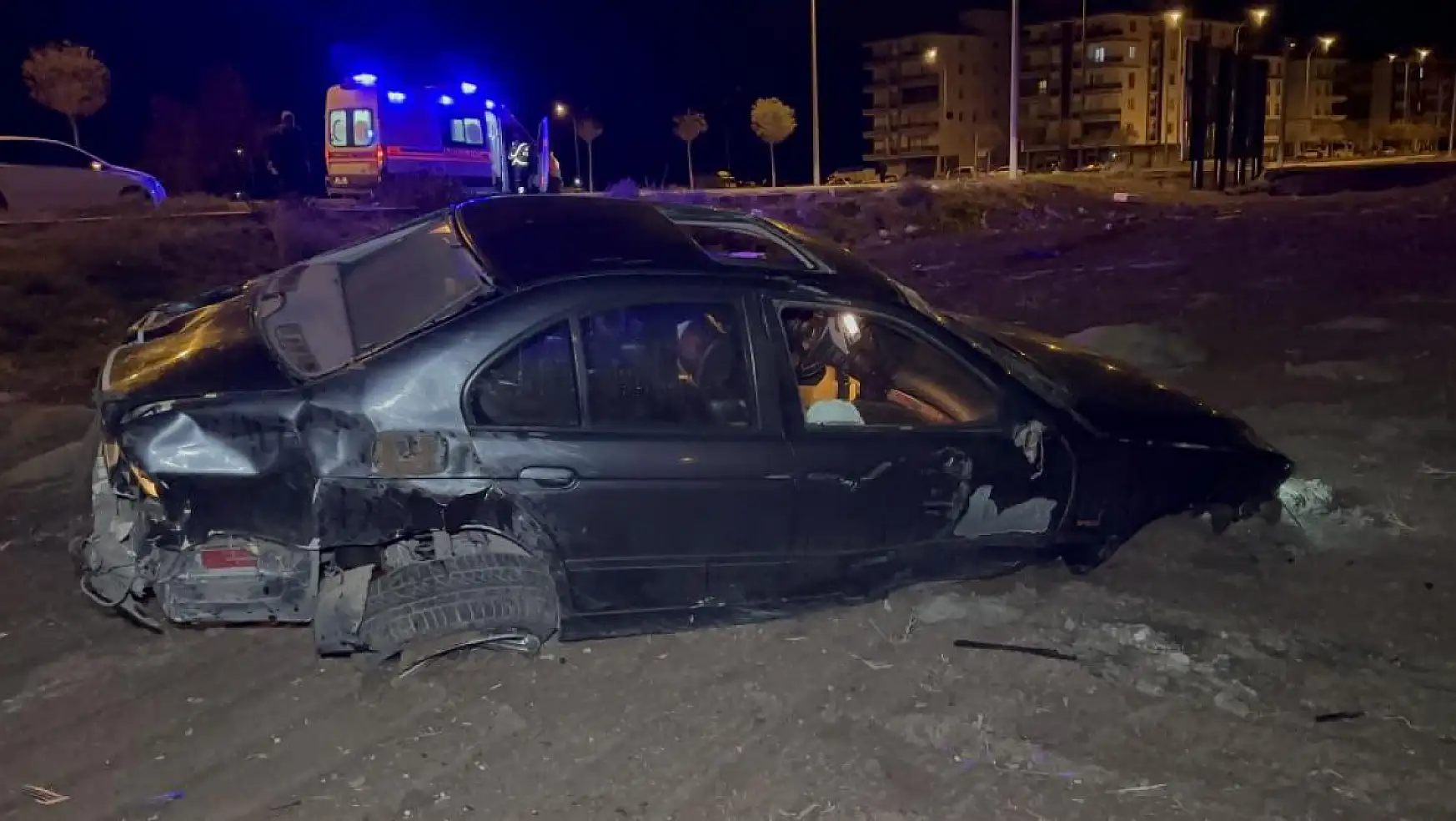 Aksaray'da alkollü sürücü şarampole düştü 