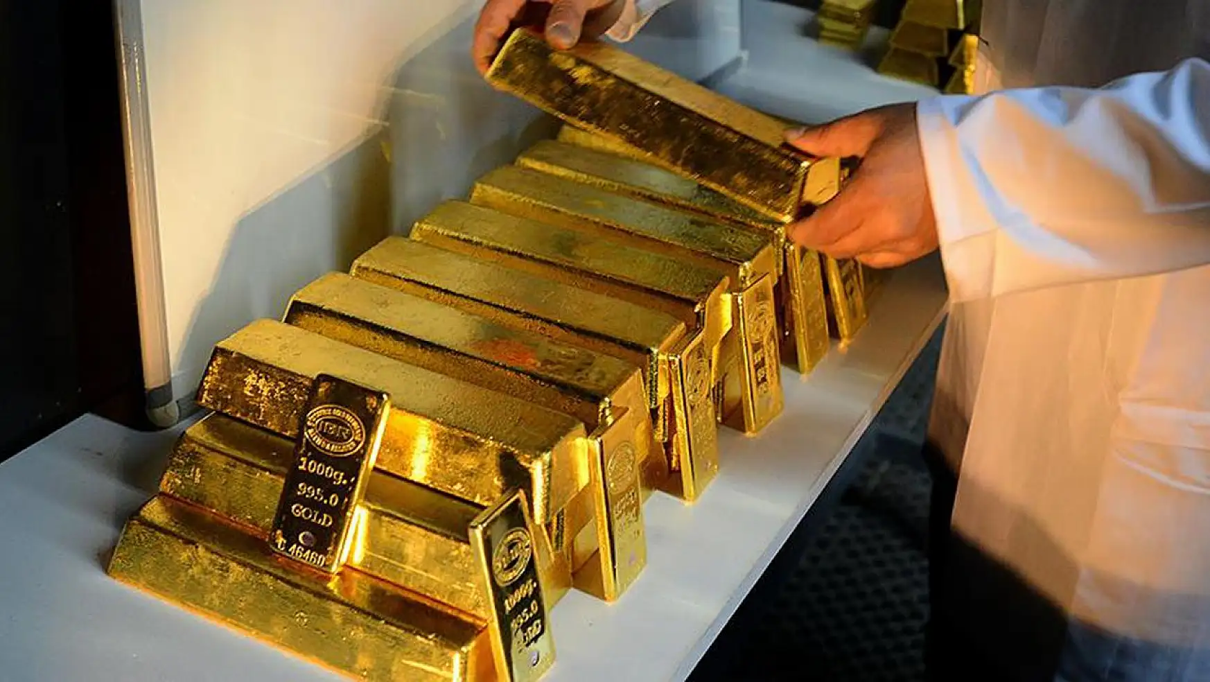1 gram bile altını olan okusun: Uzmanı altın fiyatının neden düştüğünü açıkladı