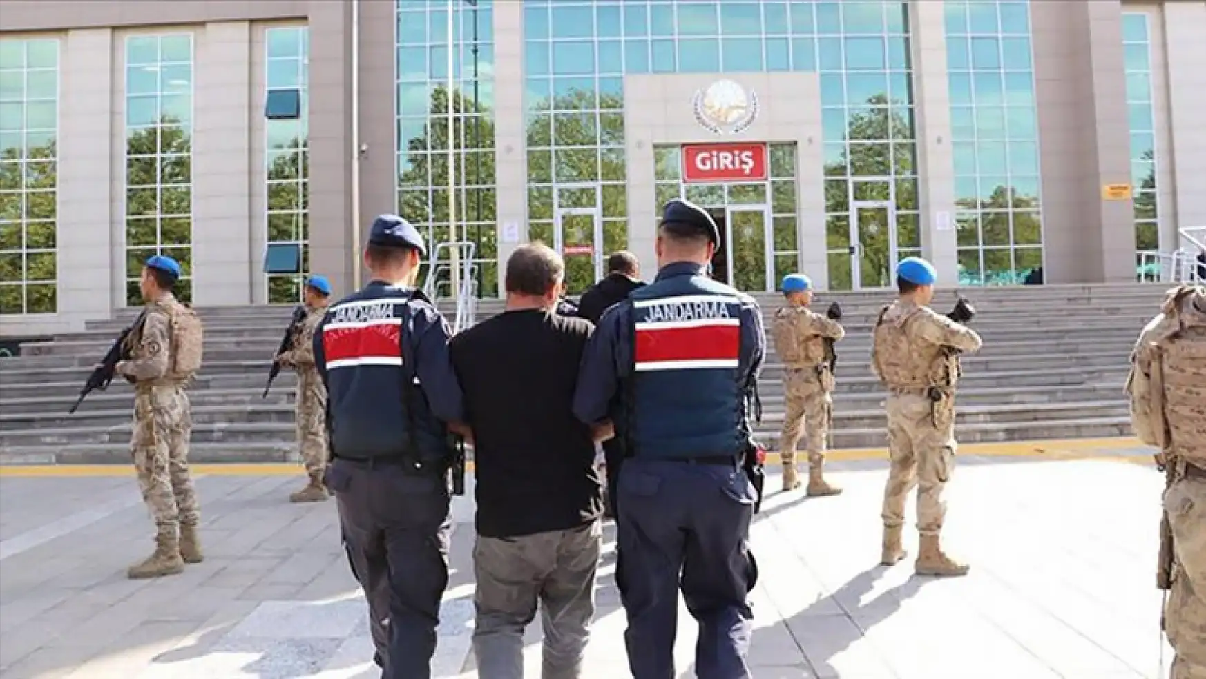 Aralarında Konya'da var! Terör örgütlerine yönelik operasyon! 255 şüpheli yakalandı!