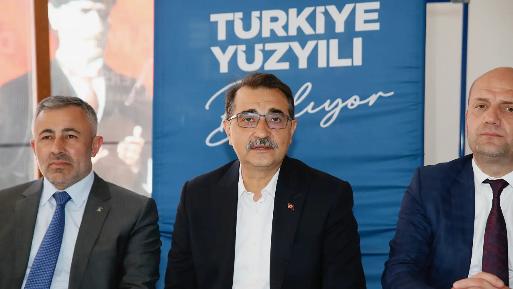 Bakan Dönmez: Cumhurbaşkanı'mız Konya'da petrolle ilgili bir müjde verecek
