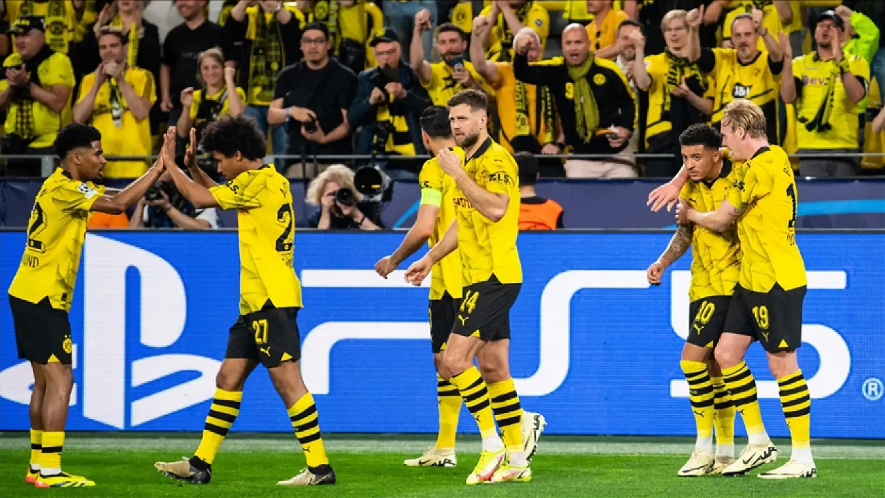 Borussia Dortmund PSG'yi mağlup etti
