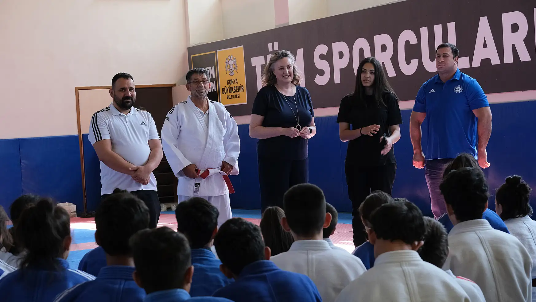 Dünya Judo Federasyonu Organizasyon Kurulu Başkanı'ndan Büyükşehir Belediyespor'a ziyaret