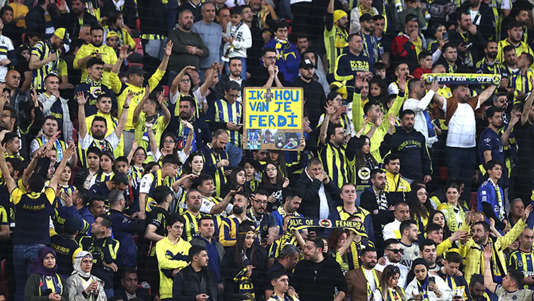 Fenerbahçe maç fazlasıyla lider!