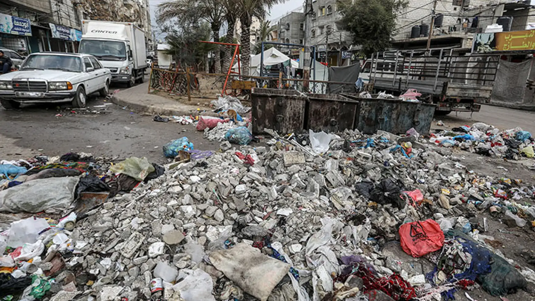Gazze'de salgın hastalıkların yayılma riski giderek artıyor