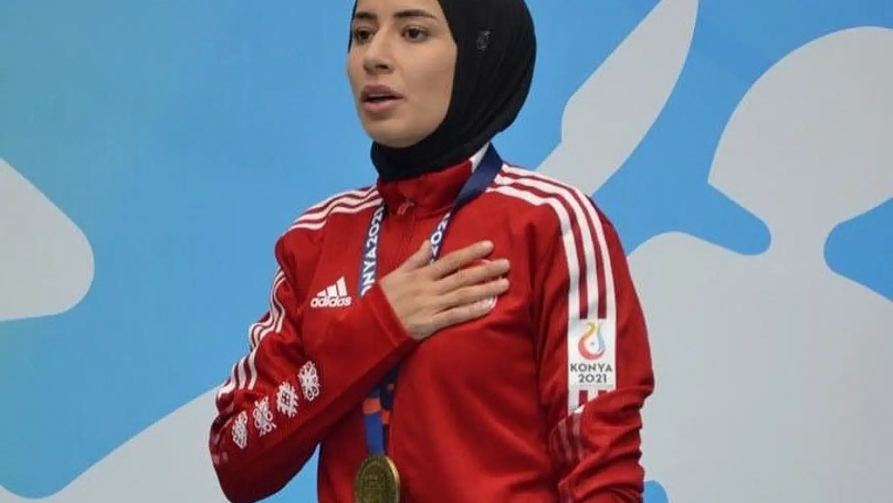 Hayriye Türksoy Hançer, Konya'dan altın madalyayla döndü