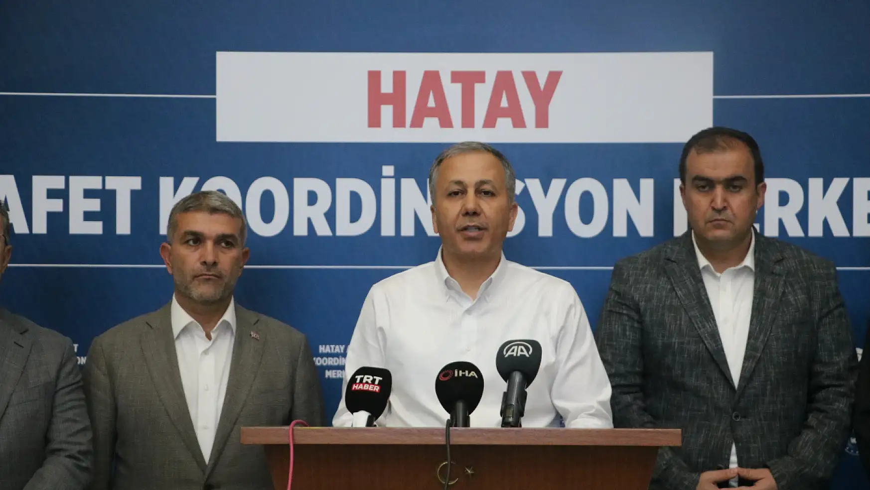 İçişleri Bakanı Ali Yerlikaya, Konya Konteyner Kentte incelemelerde bulundu