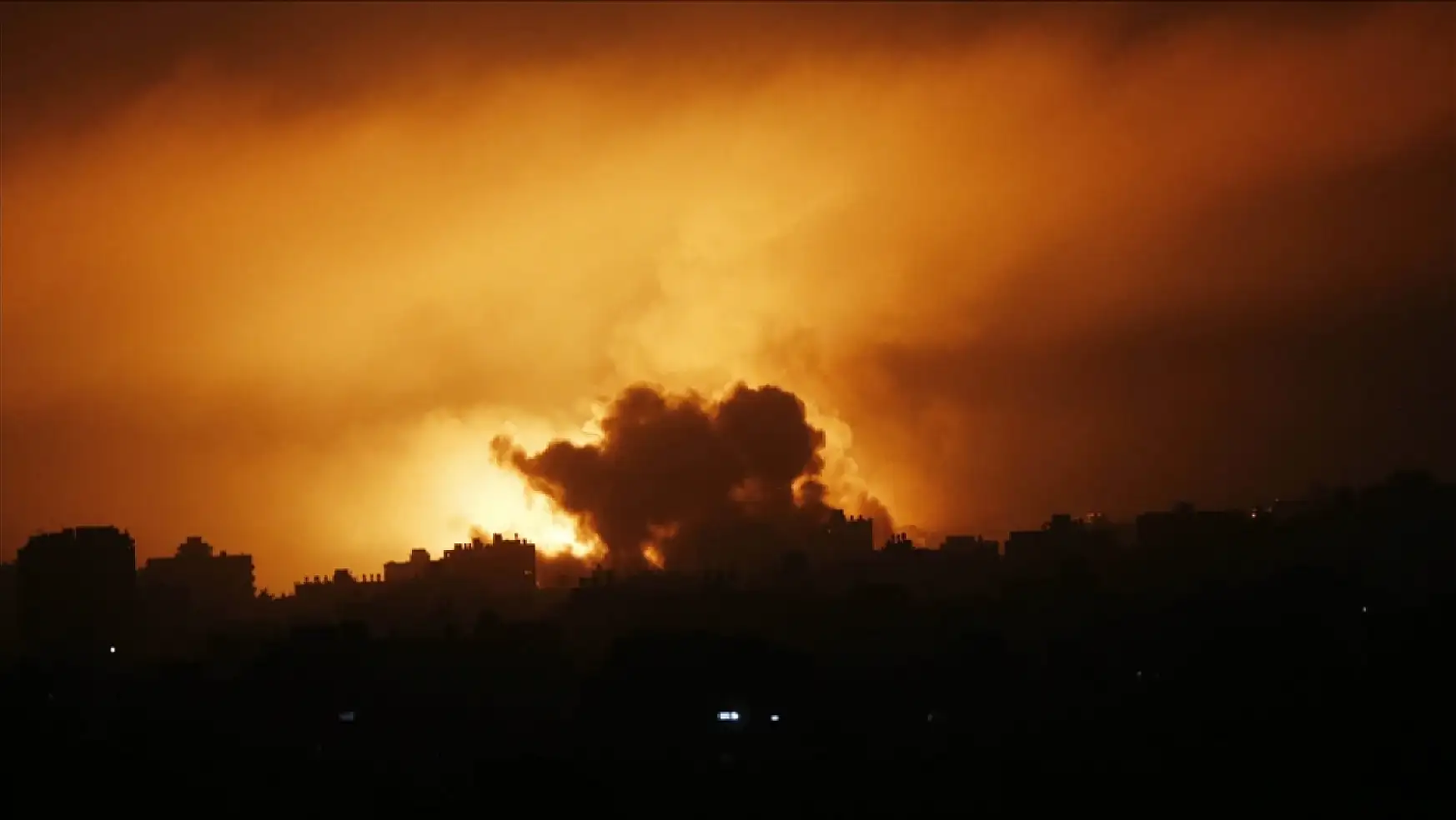 İsrail ordusu konvoy vurdu: En az 70 kişi hayatını kaybetti!