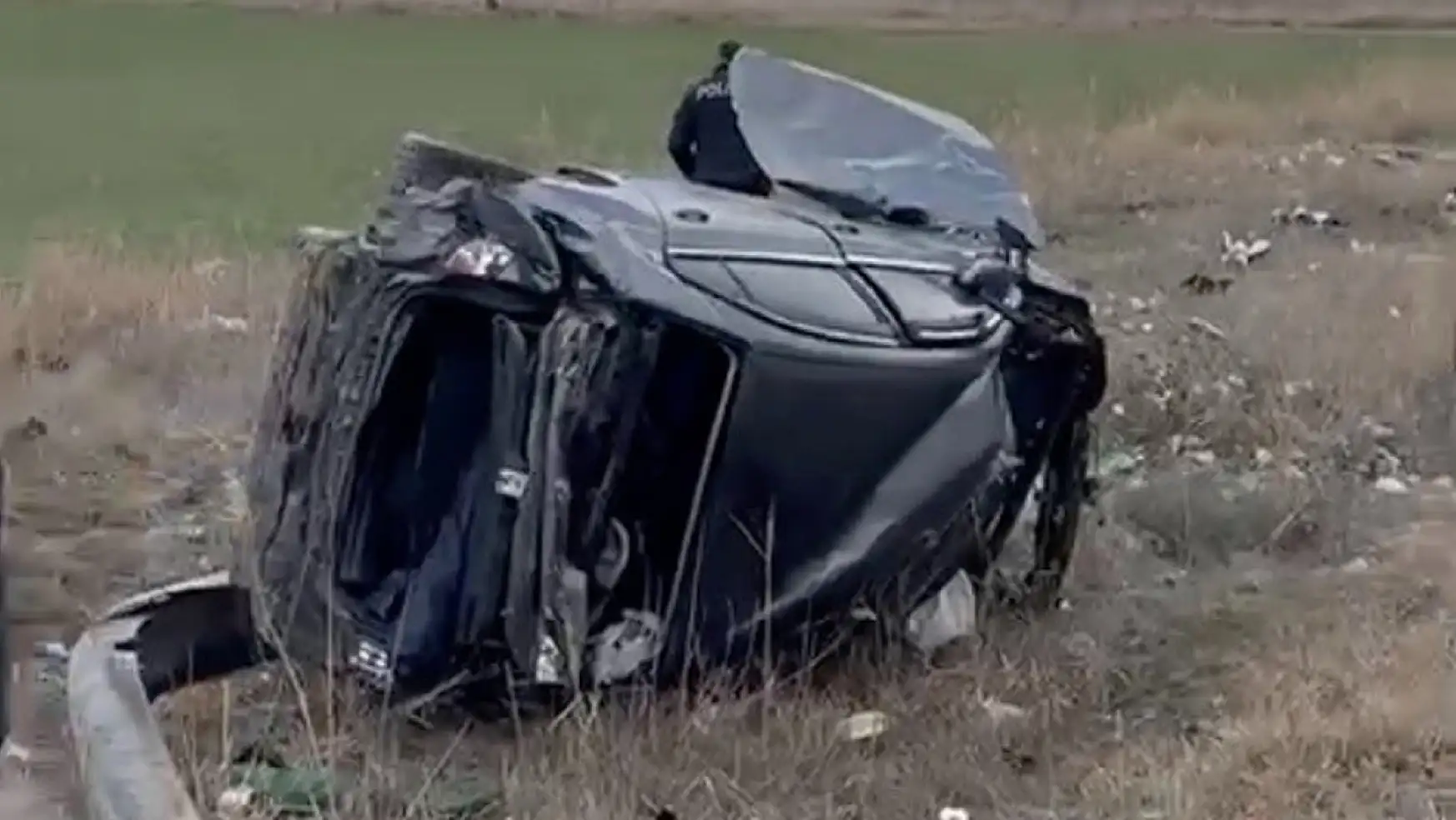 Kontrolden çıkan araç şarampole yuvarlandı: 2 kişi hayatını kaybetti