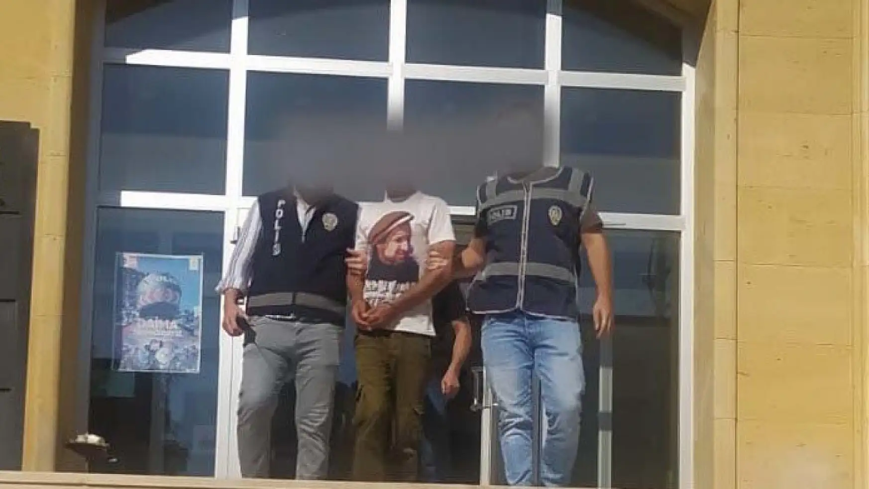 Konya'da 13 yıl cezası bulunan şahıs uyuşturucuyla yakalandı