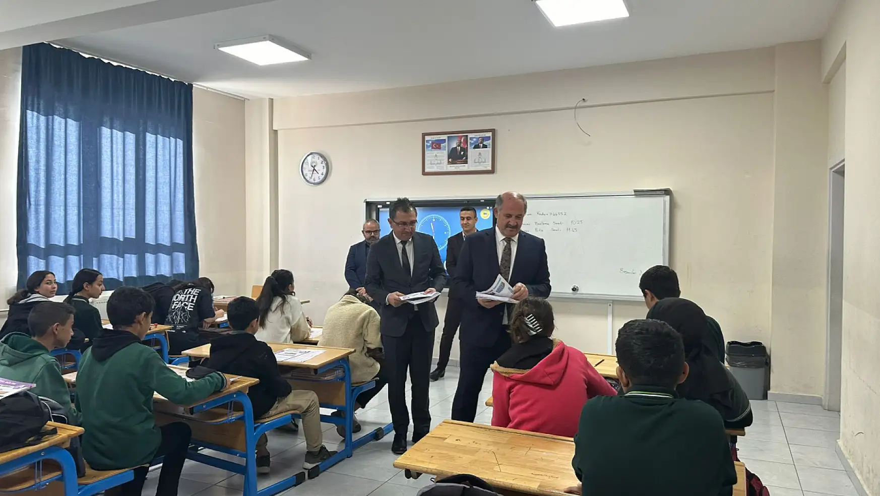 Konya'da 8. sınıf öğrencilerine LGS İzleme-Değerlendirme sınavı yapıldı