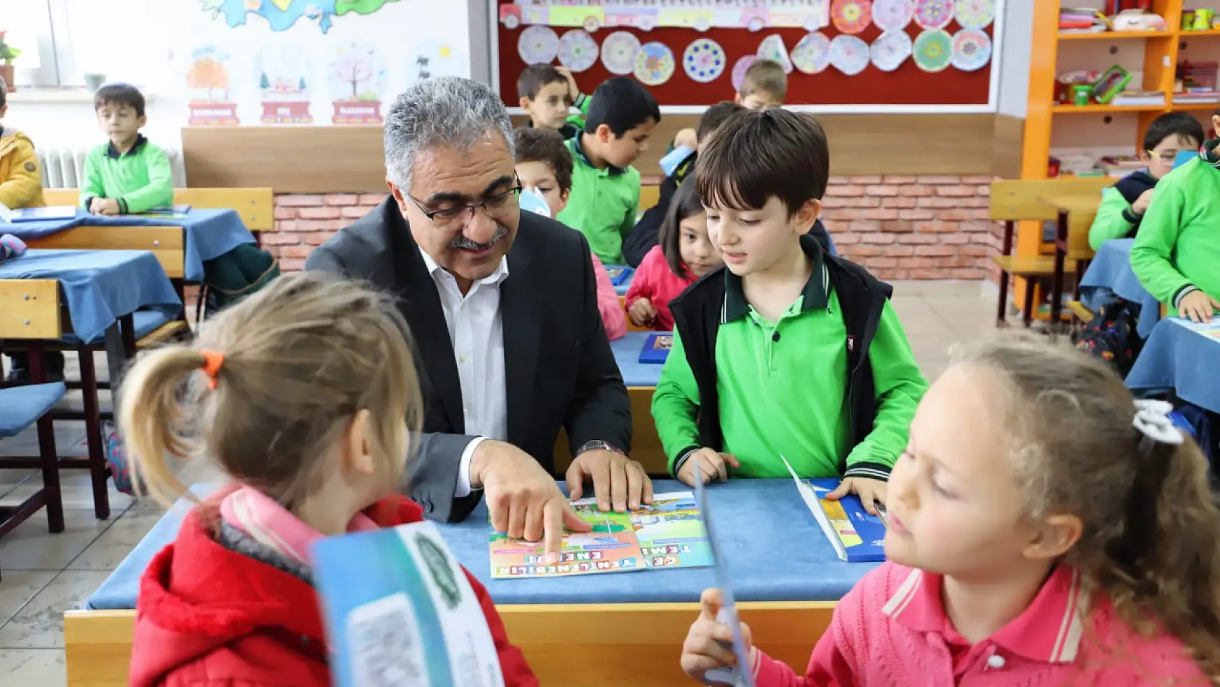Konya'da bu belediyeden eğitime tam destek!