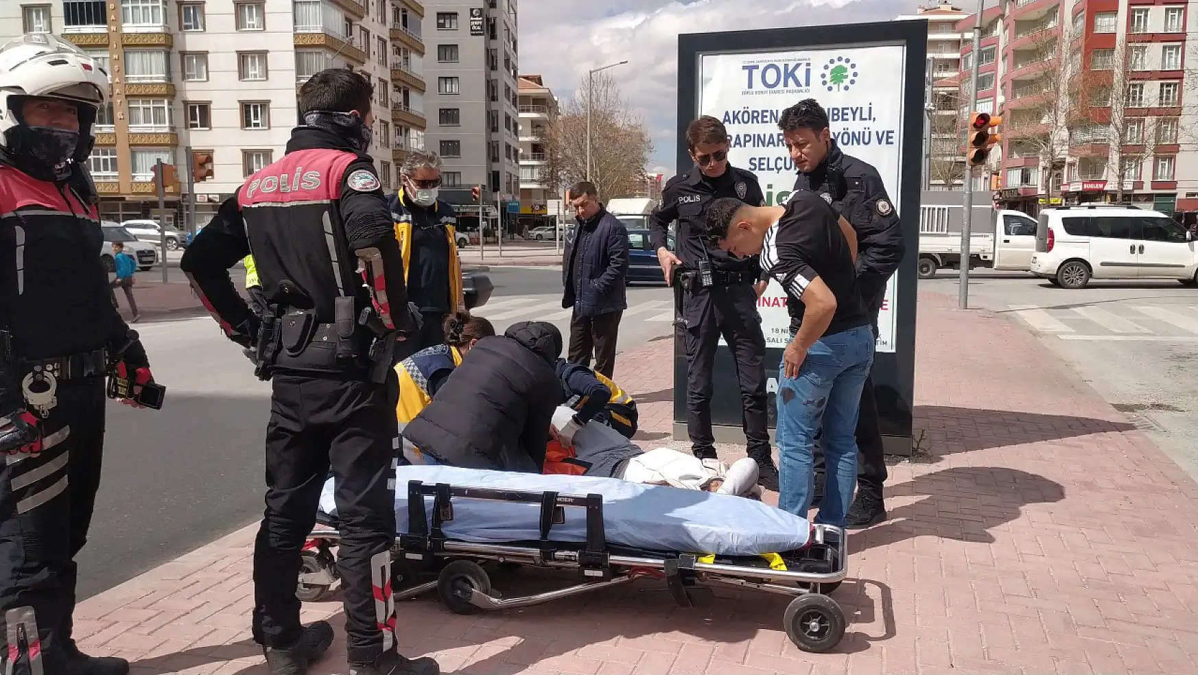 Konya'da caddede yürüyen kişi silahlı saldırıya uğradı