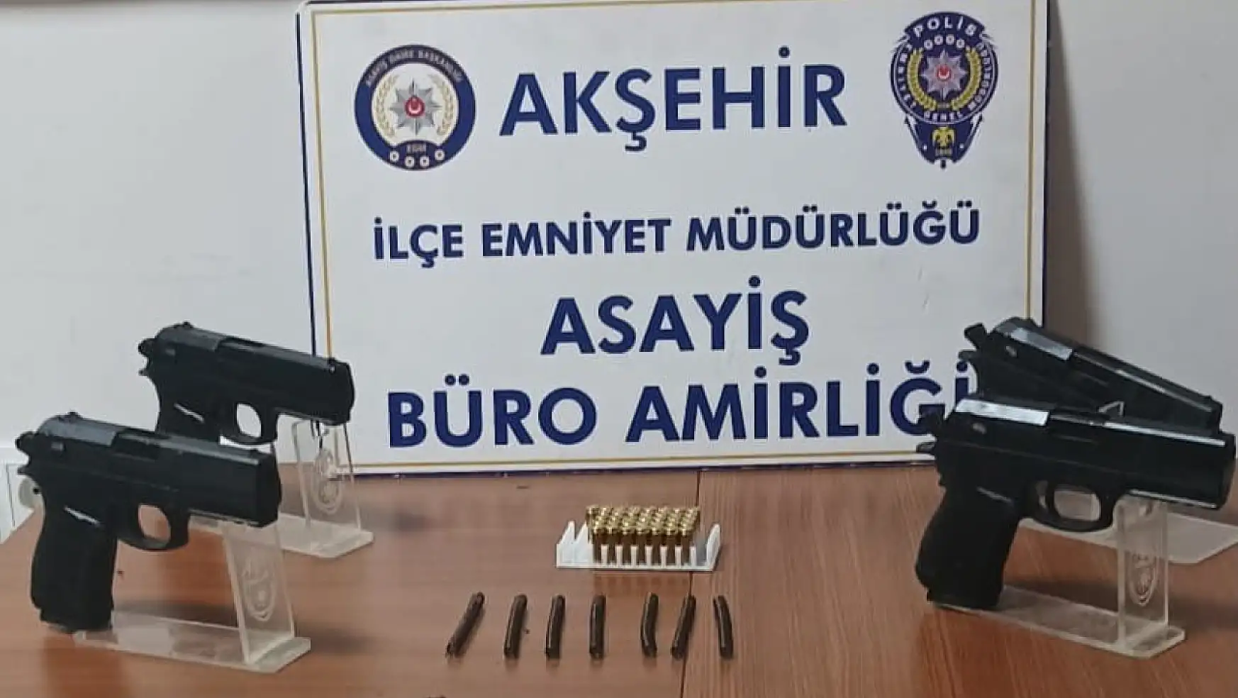 Konya'da fason silah operasyonunda 4 kişi gözaltına alındı!
