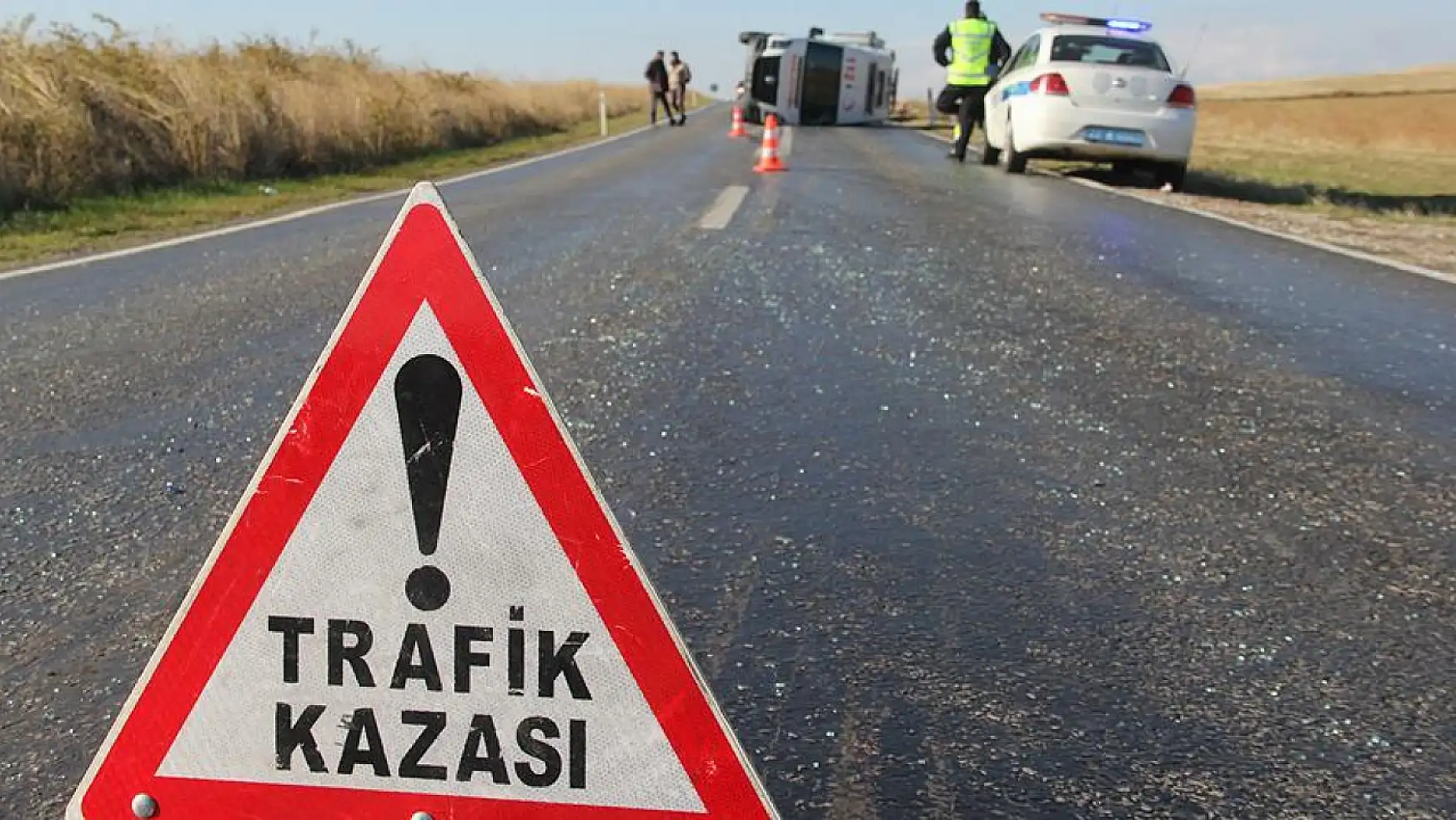 Konya'da feci kaza! Anne ve 3 çocuğuna otomobil çarptı