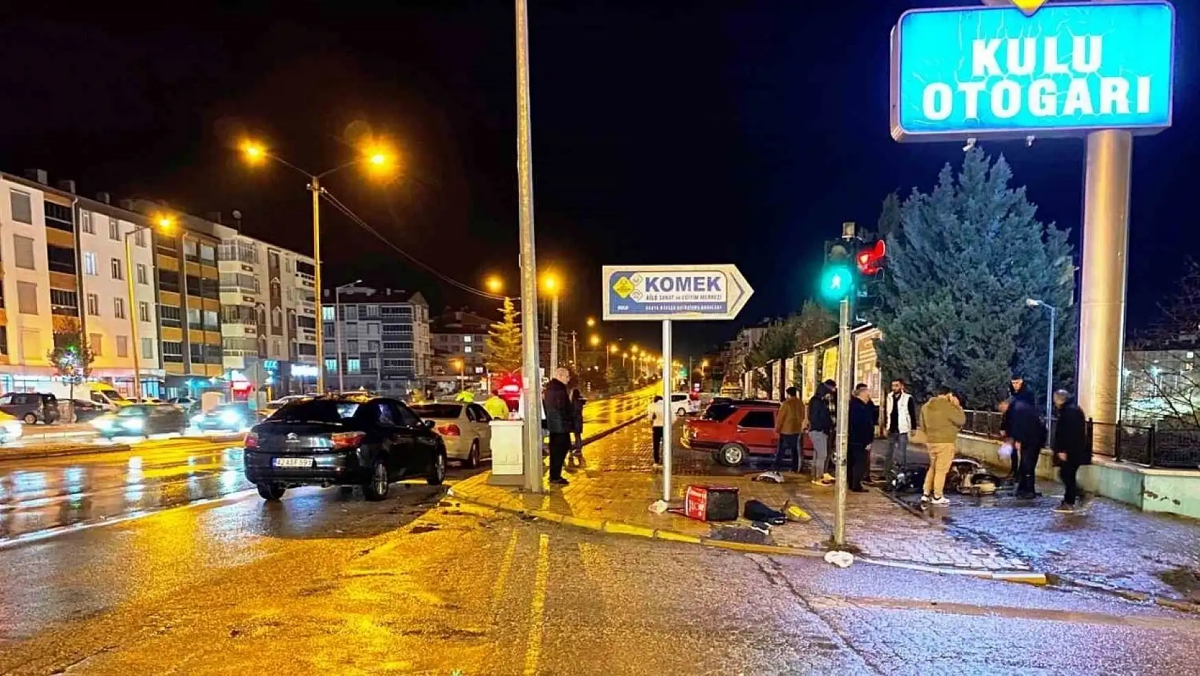 Konya'da otomobil motosiklete çarptı: 1 yaralı