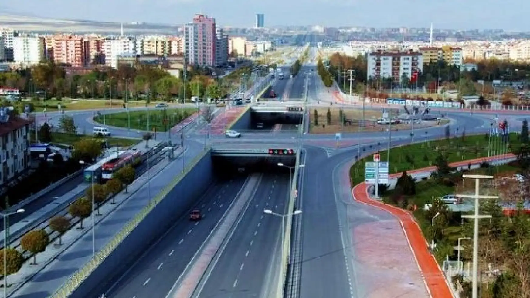 Konya'da sürücüler dikkat: AKOM uyardı işlek yolda 10 saatliğine çalışma var!