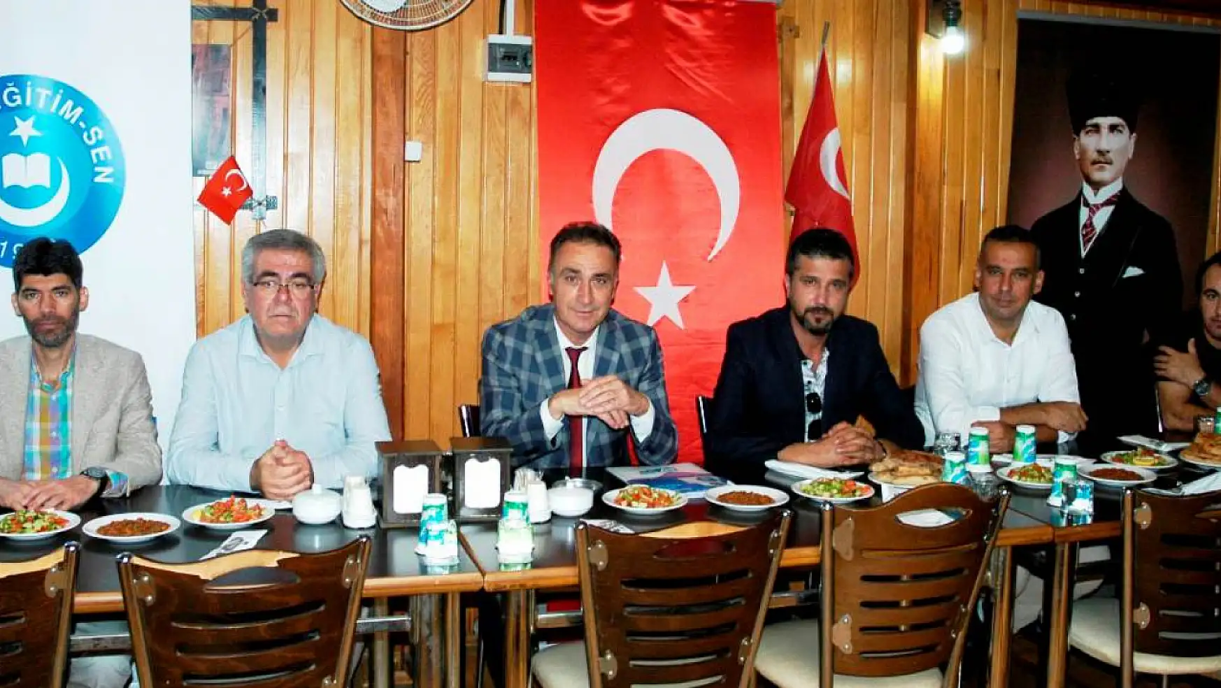 Konya'da Türk Eğitim-Sen toplantı yaptı! Sorunların çözülmesi için yeni hedefler belirlendi