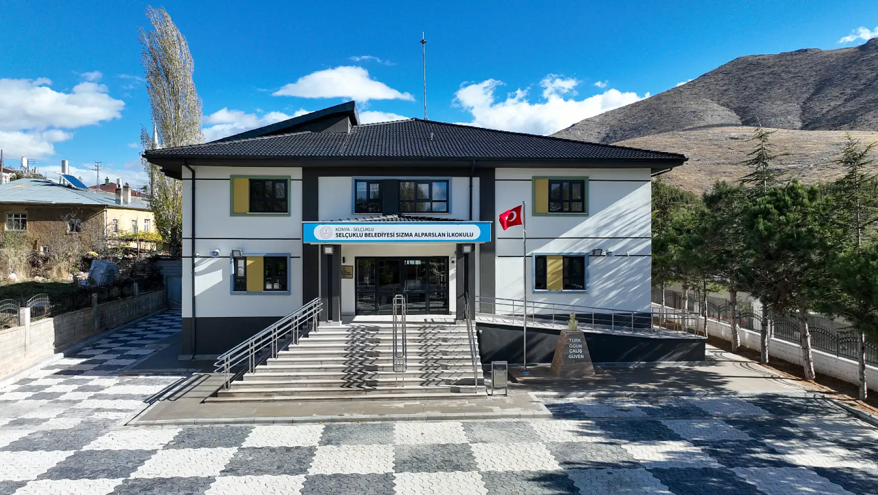 Konya'nın o mahallesine yeni bir okul açılıyor! Açılışı 20 Kasım 2023 Pazartesi gerçekleştirilecek!