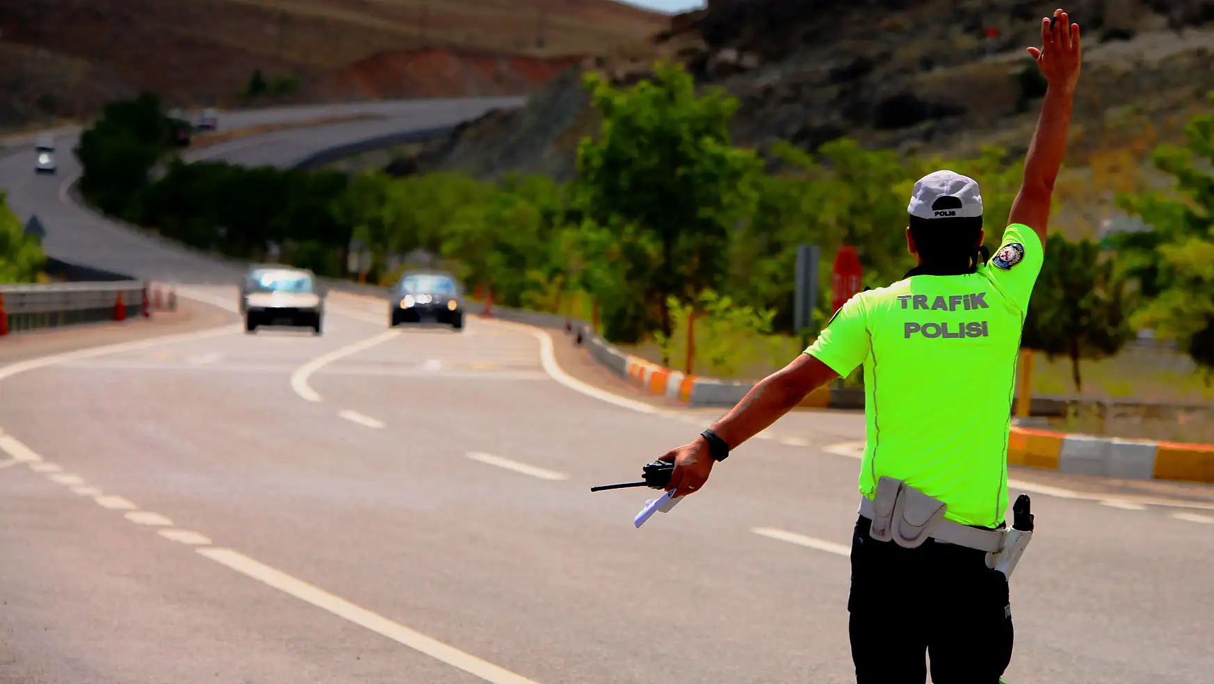 Konya polisinden tatil dönüşündeki sürücülere mola uyarası