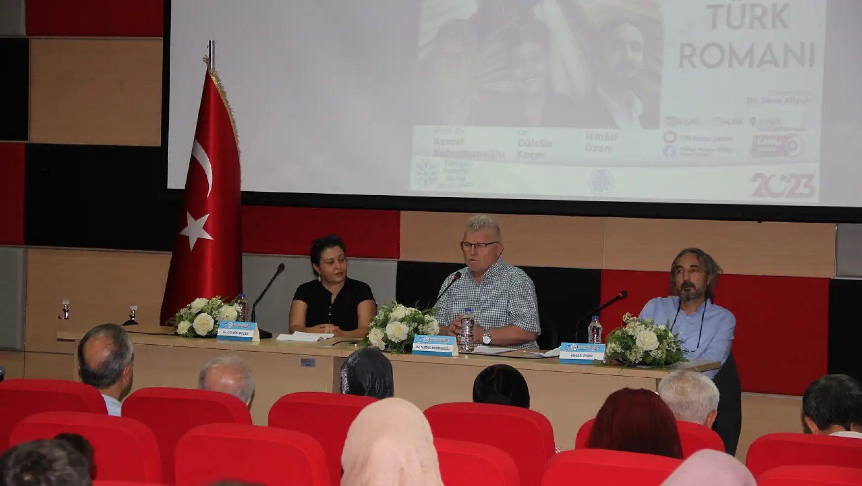 Konya TYB'de Türk Romanının Serencamı Konuşuldu