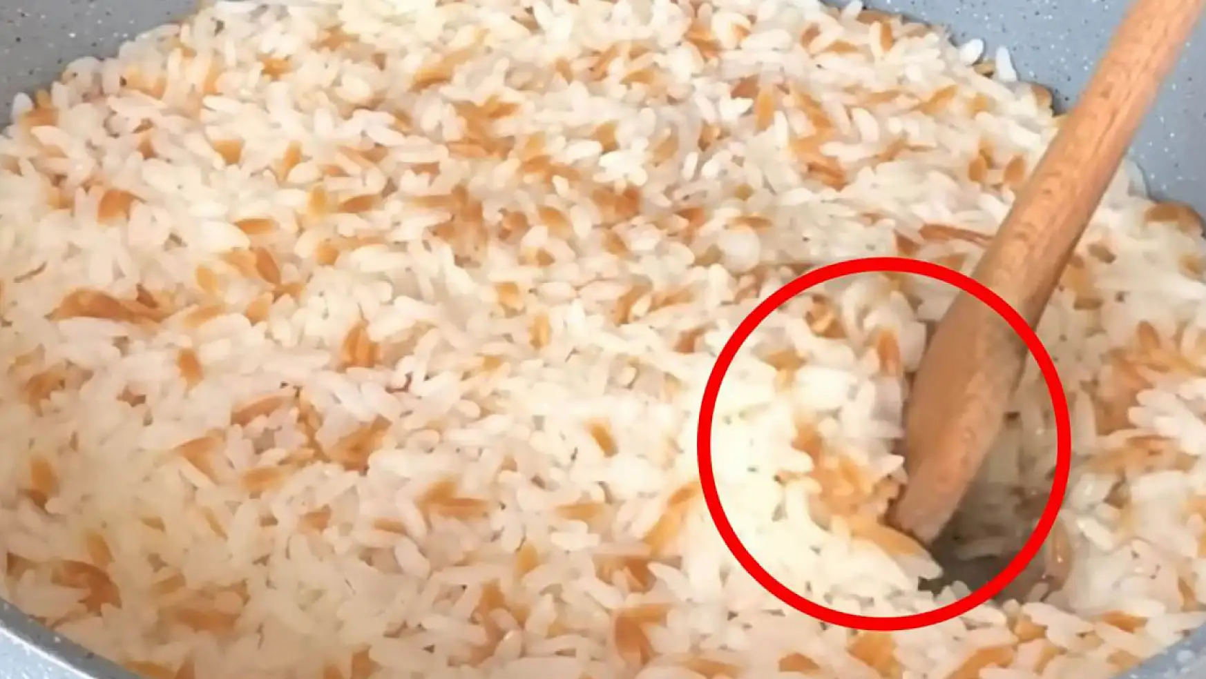 Konyalı 24 yıllık aşçıya göre pirinç pilavına lezzet katan aşçılık sırrı! Tel tel dökülüyor ve daha parlak yapıyor