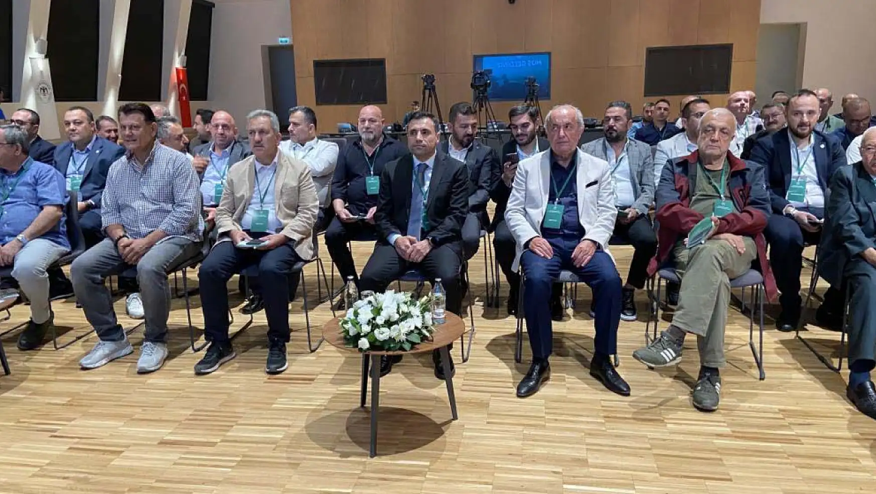 Konyaspor'da ilk Yüksek Divan Kurulu toplantısı yapıldı