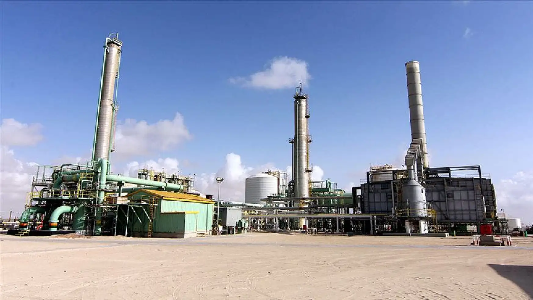 Libya duyurdu: Petrol ihracatı yeniden başladı