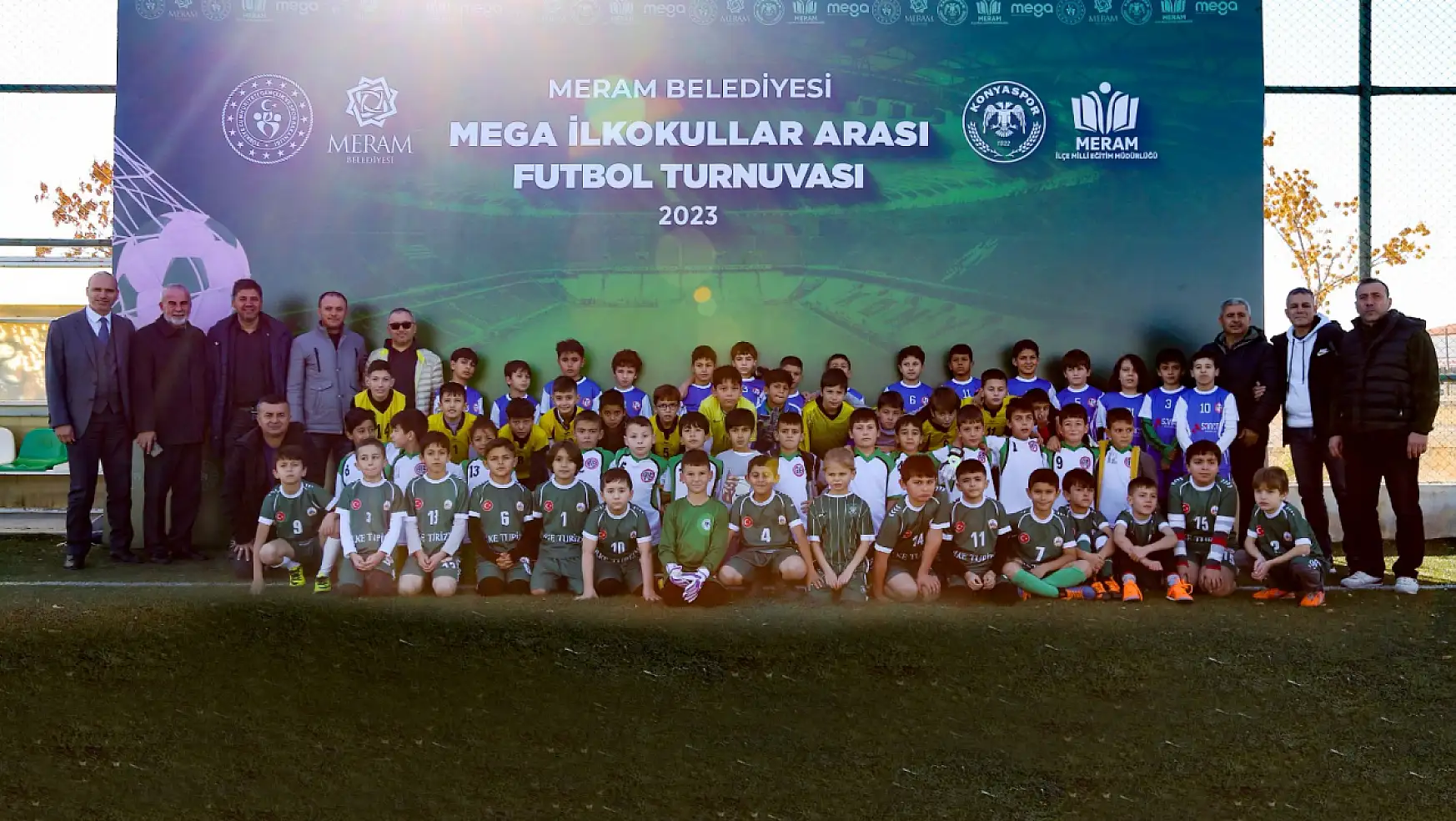 Meram'da İlkokullar Arası Futbol Turnuvası Başladı