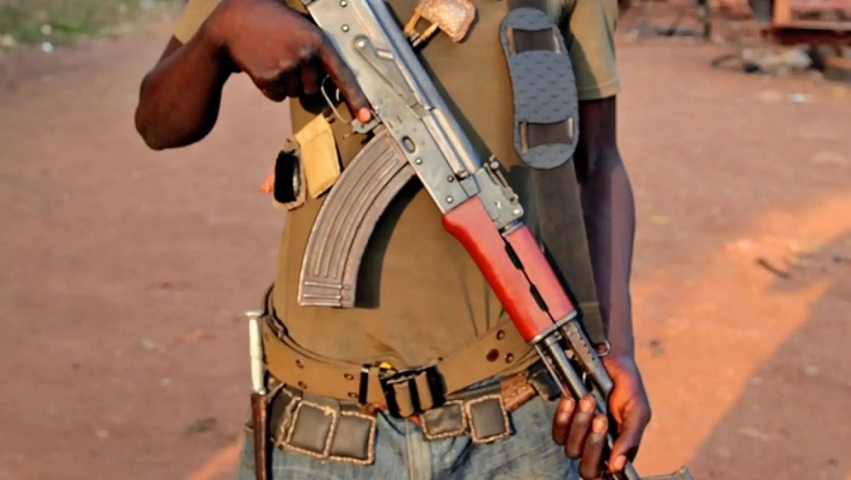 Nijerya'da kiliseye silahlı baskın: 25 kişi kaçırıldı