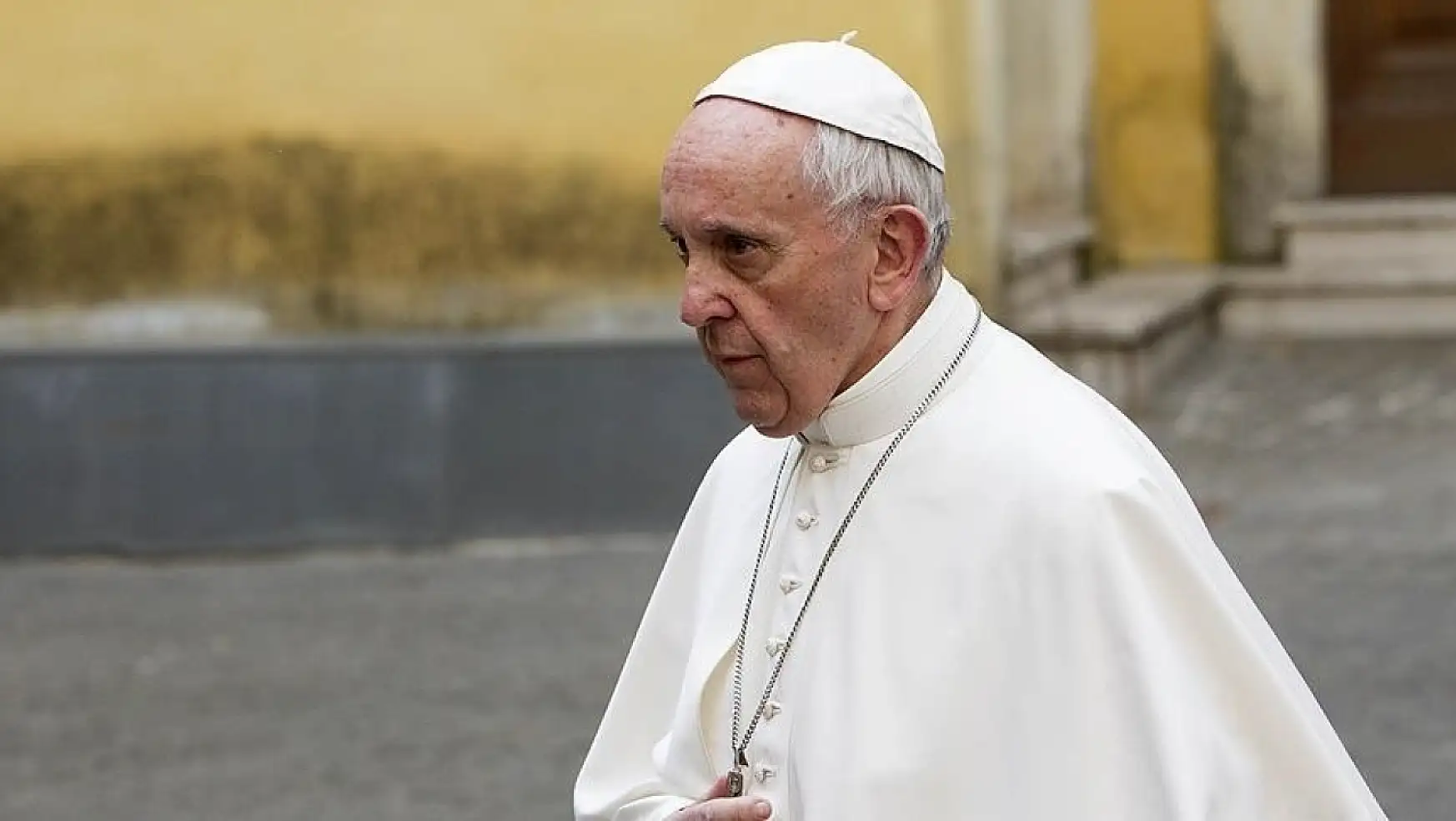 Papa, rahatsızlanması sonrasında 'Palmiye Pazarı' ayininde