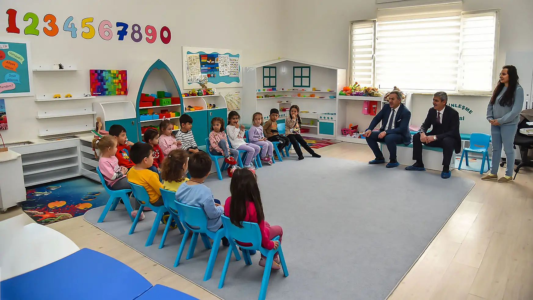 Yiğit'ten anaokulu ve ilkokul ziyareti