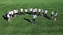 Kadın futbolcular şampiyonluk için kenetlendi