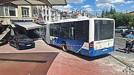 Belediye otobüsü ortalığı savaş alanına çevirdi: 7 yaralı