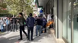 Telefon iadesi kanlı bitti: Hamile kadını bıçakladı!