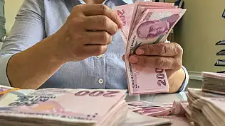 Emekliler için yeni dönem hazırlığı! Taban maaş yerine hane geliri modeli gündemde