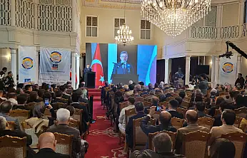 1 milyonluk gecede Konya rüzgarı! İstanbul'daki dev zirvede gözler o ikilideydi