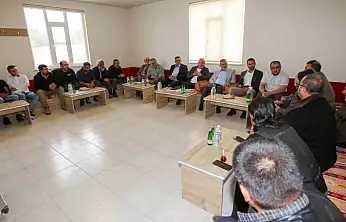 Başkan Kavuş'tan uzak mahallelere ziyaret!