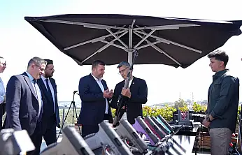 Dünyanın konuştuğu Yusuf Dikeç Konya deviyle el sıkıştı